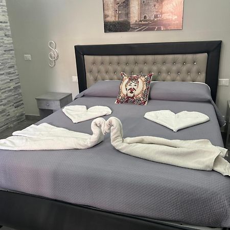 カターニアFanale Houseアパートメント エクステリア 写真