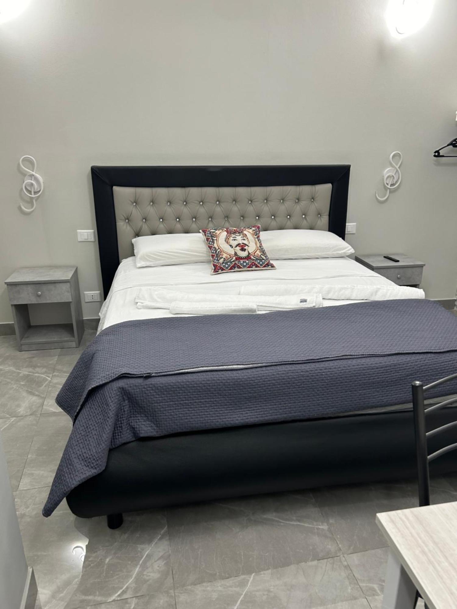 カターニアFanale Houseアパートメント エクステリア 写真