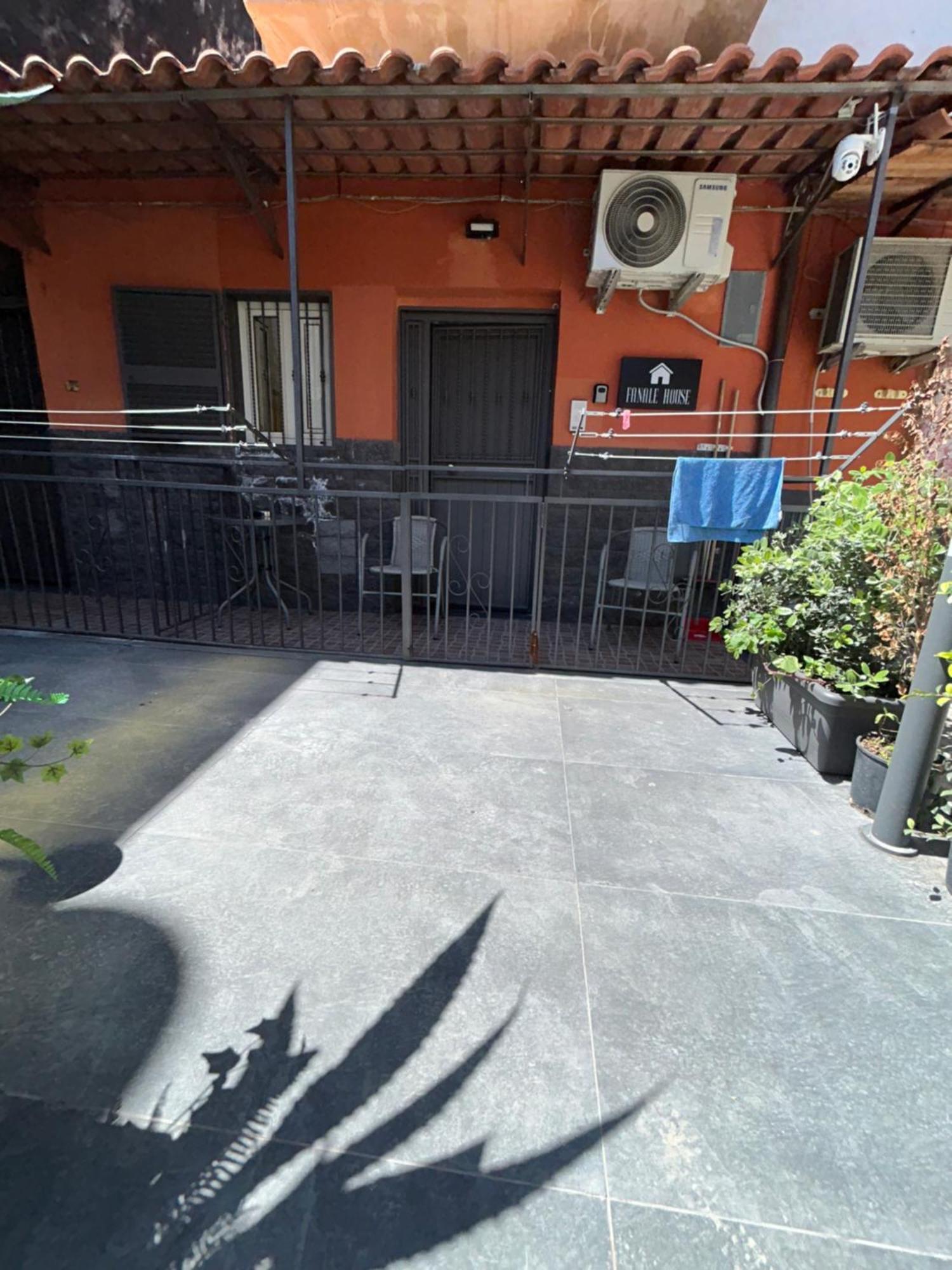 カターニアFanale Houseアパートメント エクステリア 写真